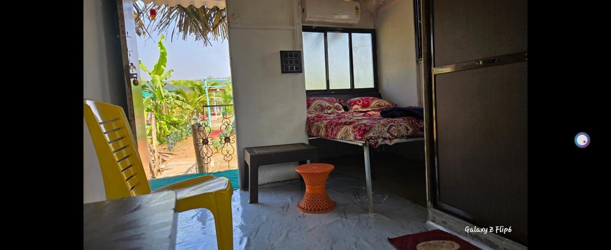 Sea Touch Beach Resort Harihareshwar Exteriör bild