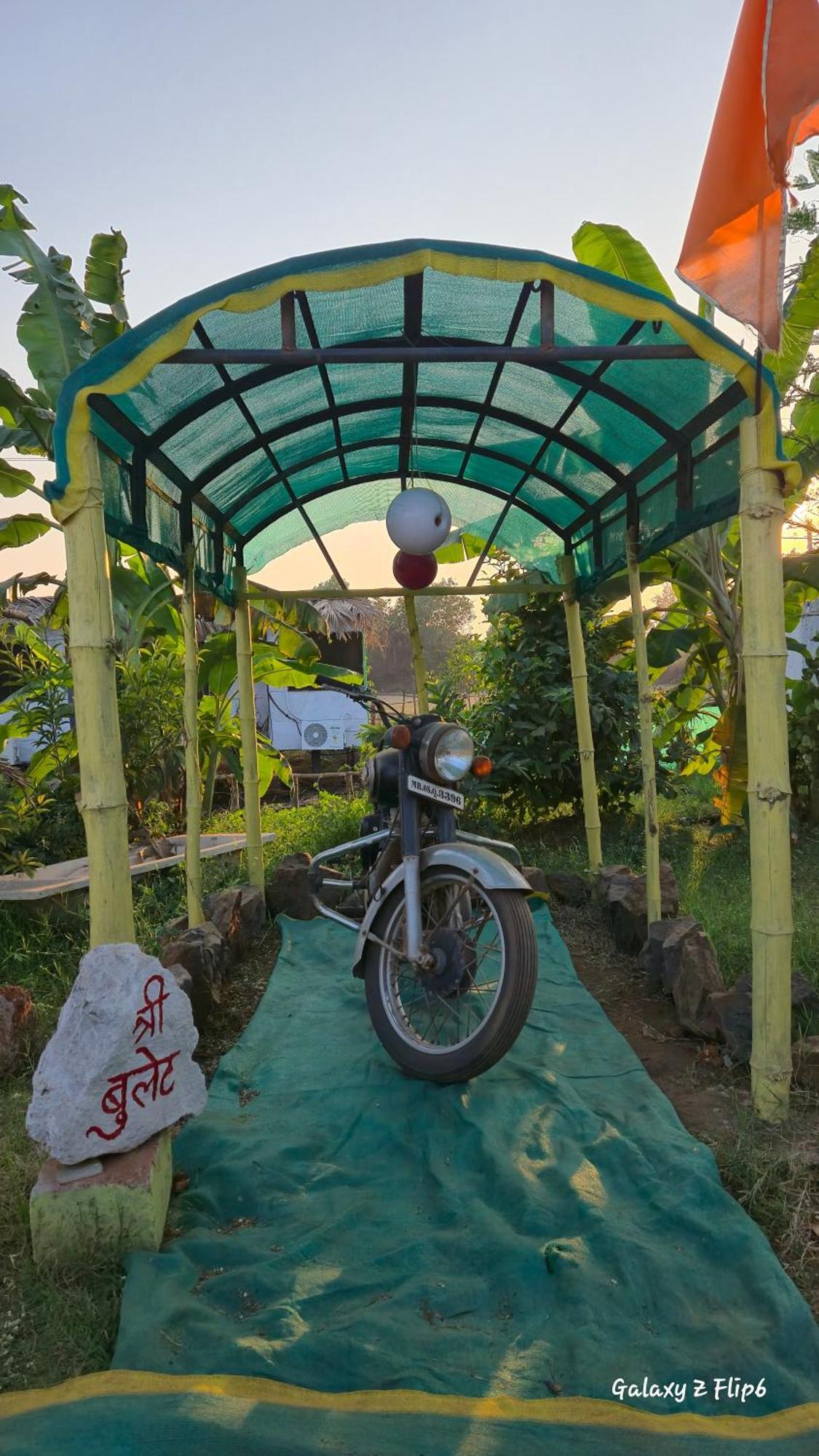 Sea Touch Beach Resort Harihareshwar Exteriör bild