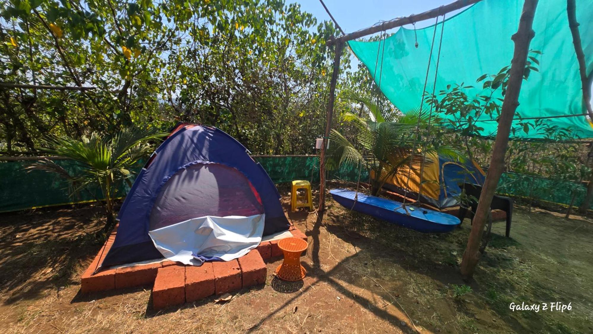 Sea Touch Beach Resort Harihareshwar Rum bild